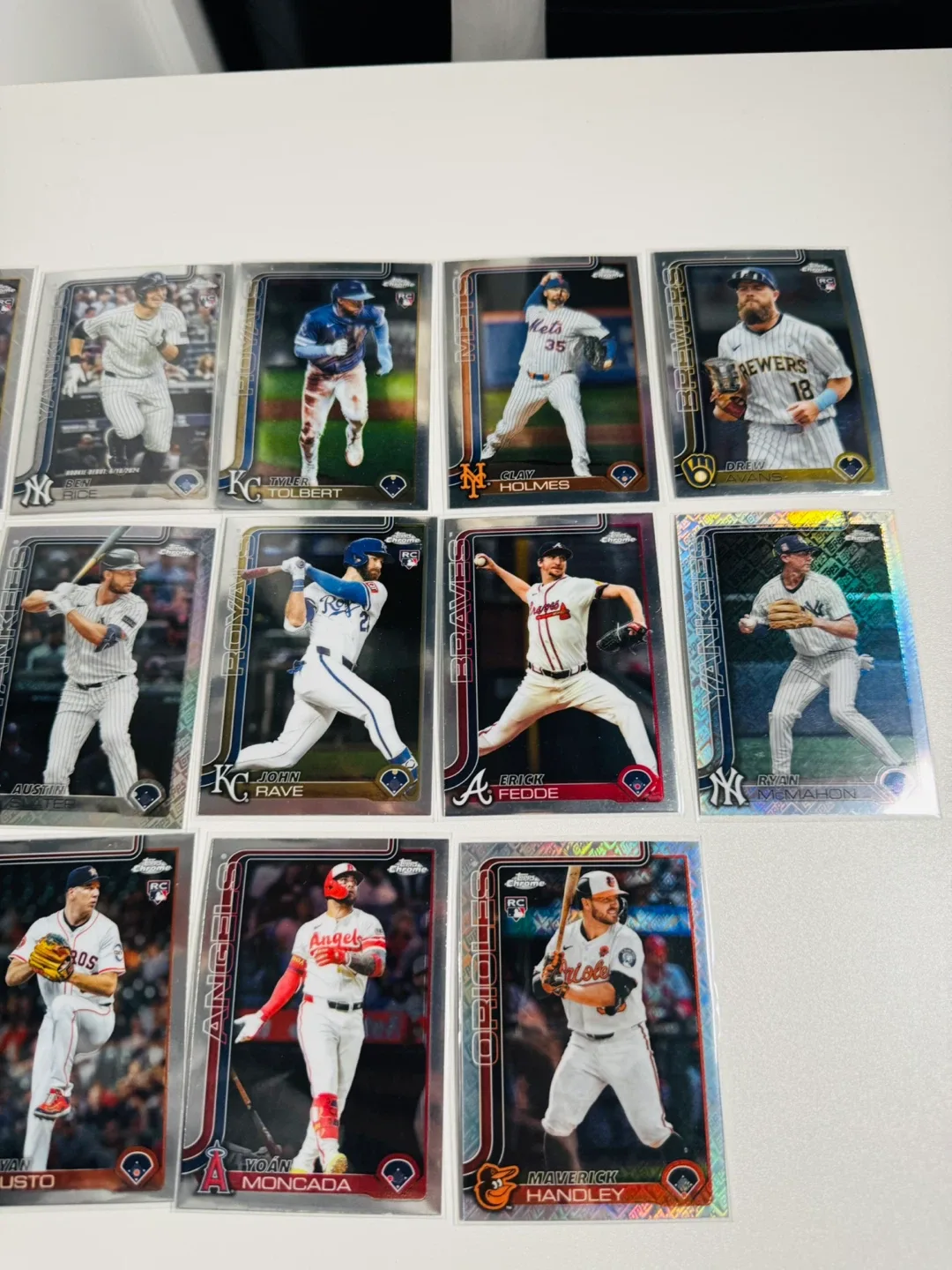 Lot of 2025 Topps Chrome Baseball Cards - photo 3