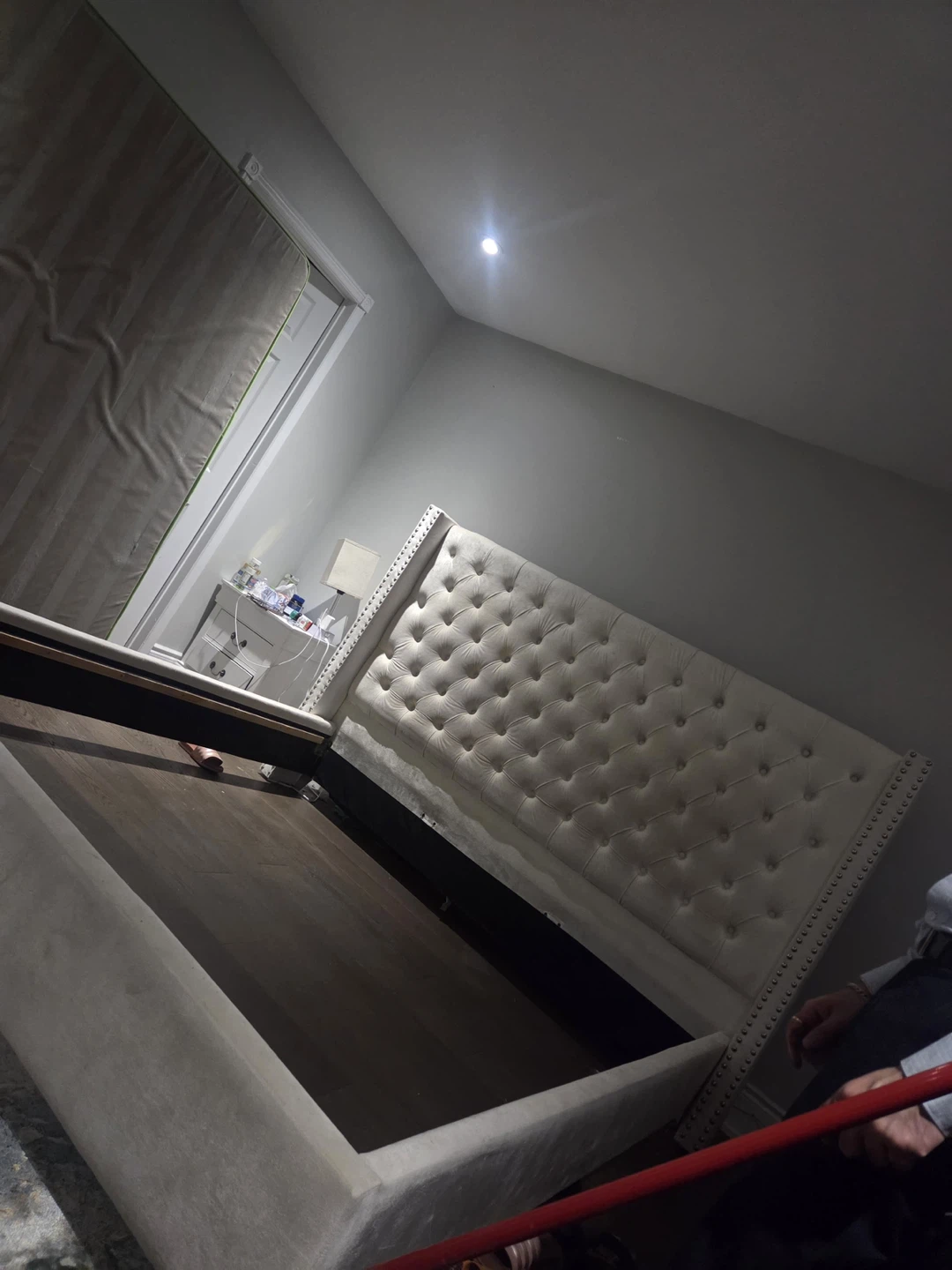 King size bed