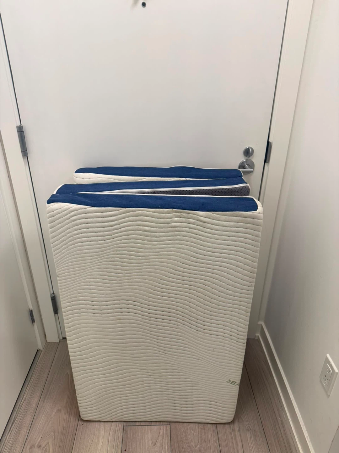 Foldable Tri-Fold Mattress Topper