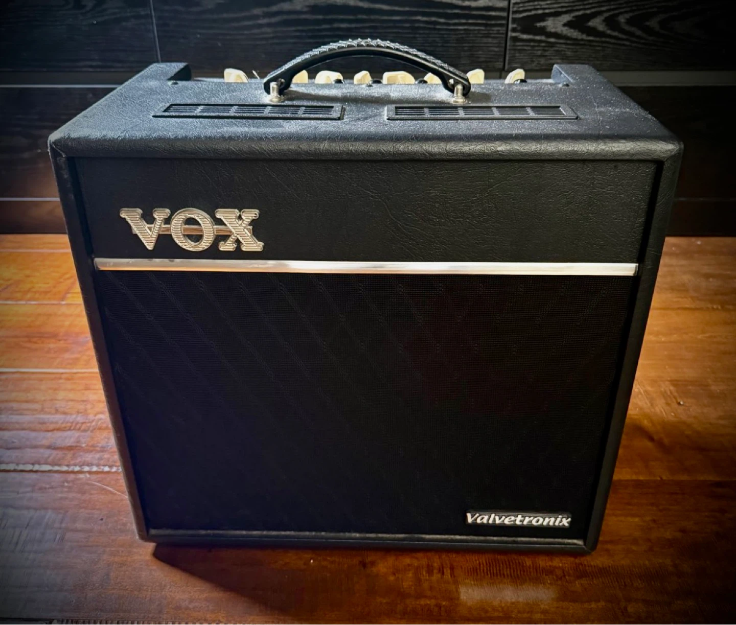 Vox VT40+ Guitar Amplifier (40 watts)