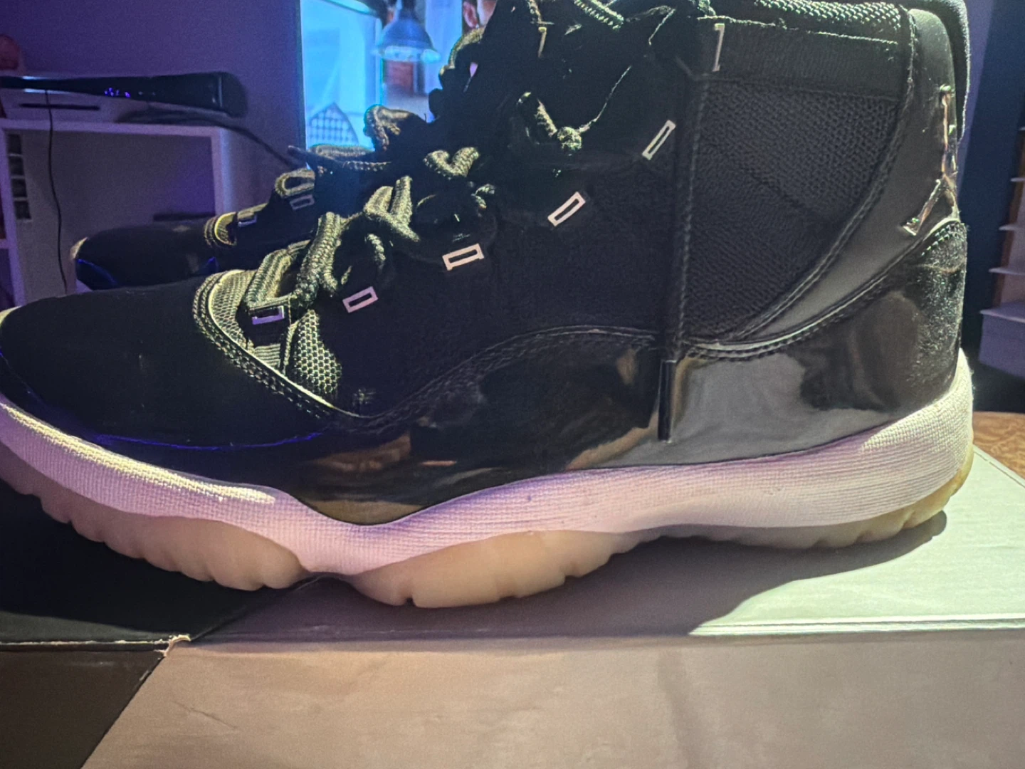 Jordan 11 jubilee size 10.5
