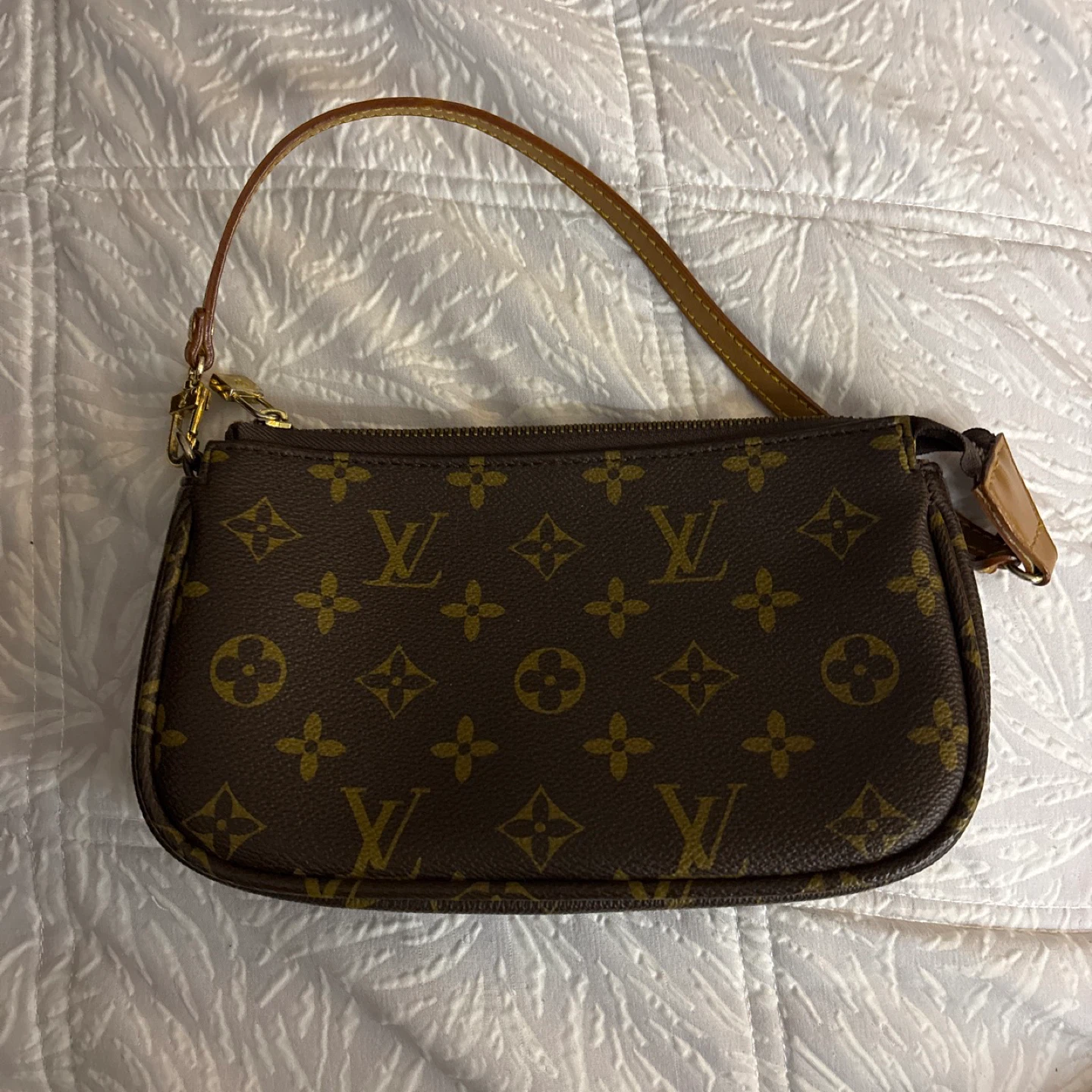 Louis Vuitton Mini Pochette Accessoires Monogram Canvas - photo 2