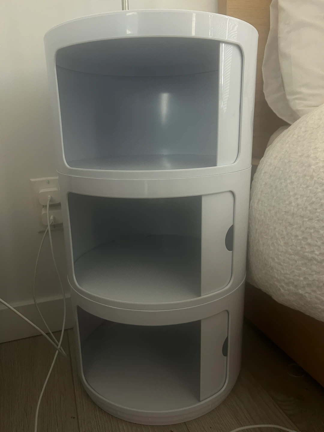 White 3-Tier Round Storage Unit/Nightstand - photo 2