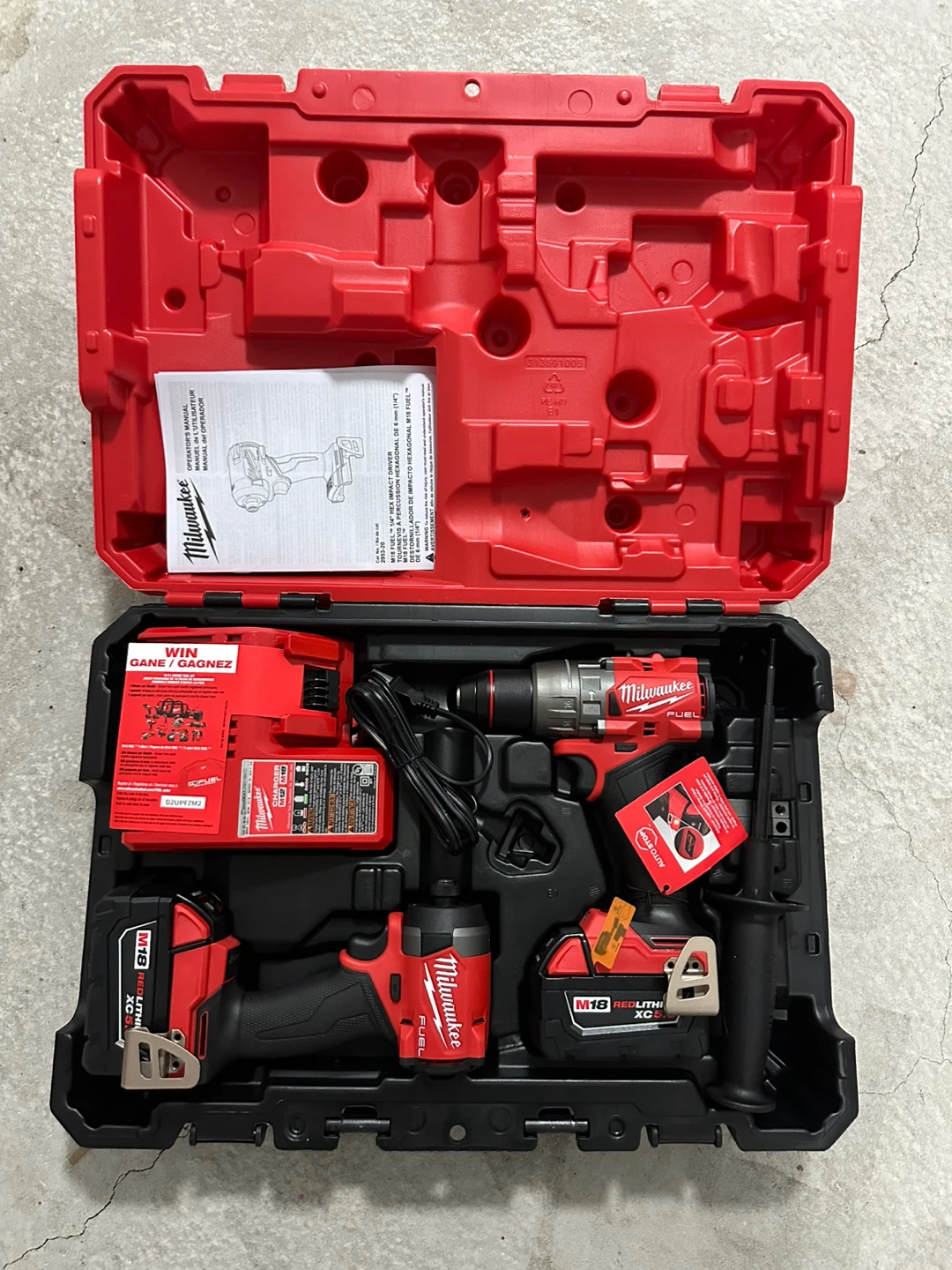Milwaukee M18 FUEL Cordless Tool Combo Kit - photo 2