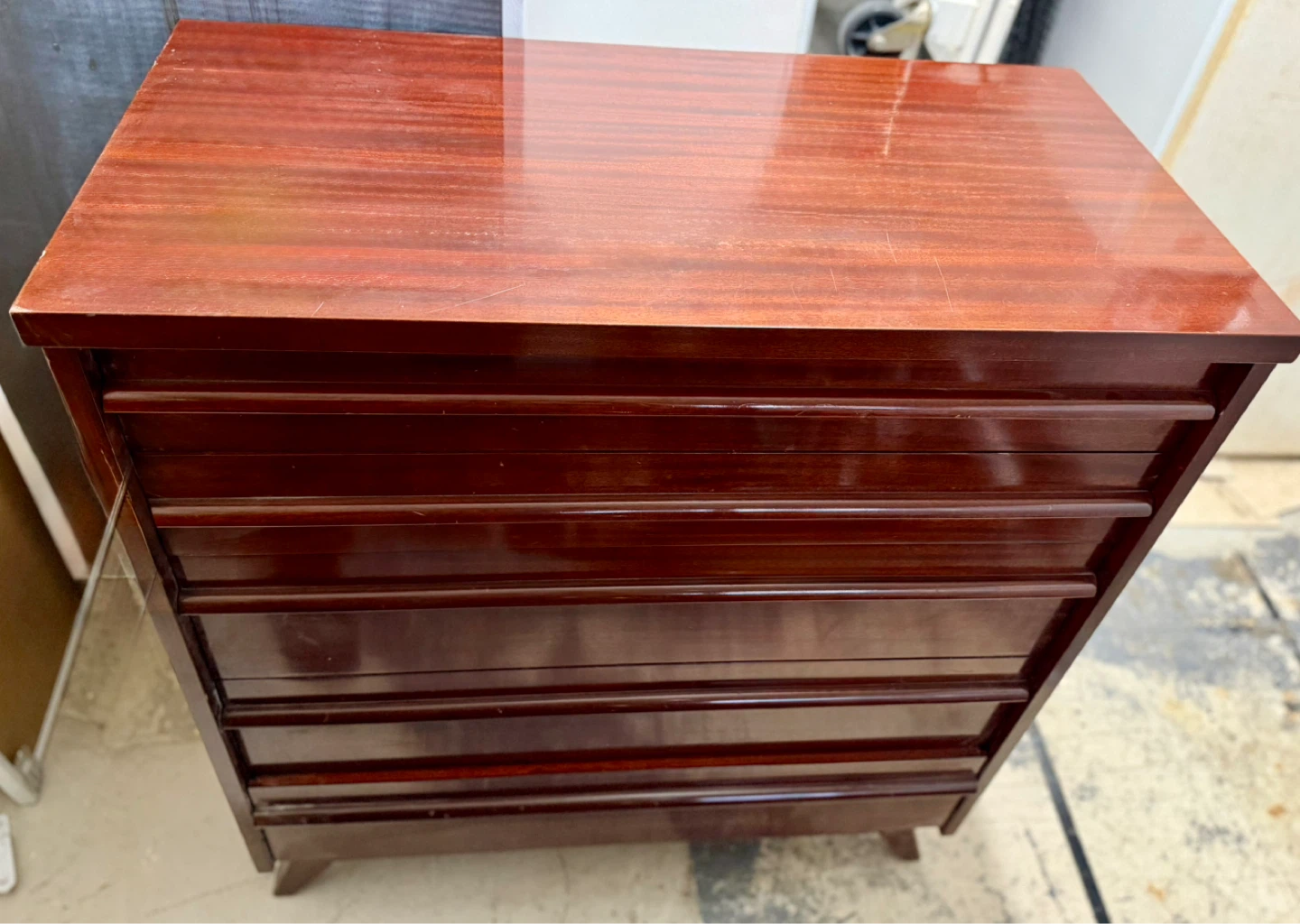 Wooden Dresser with 5 Drawers - photo 2
