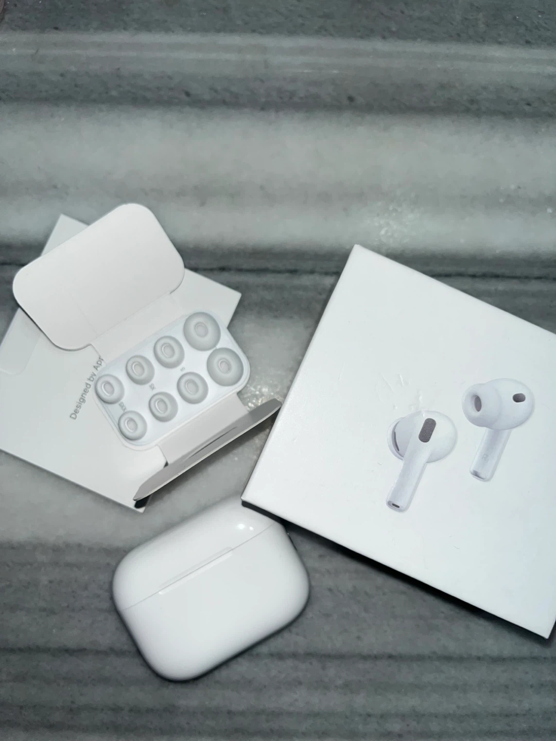 Apple AirPods Pro 3 - photo 2