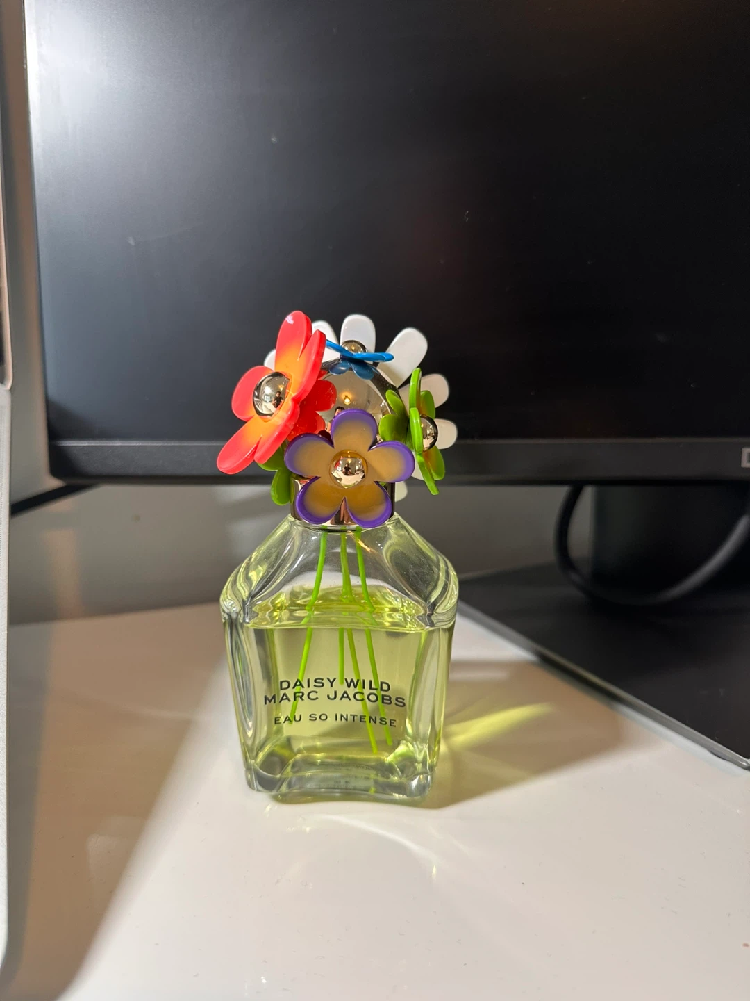 Marc Jacobs Daisy Wild Eau So Intense Eau de Parfum Spray - photo 2