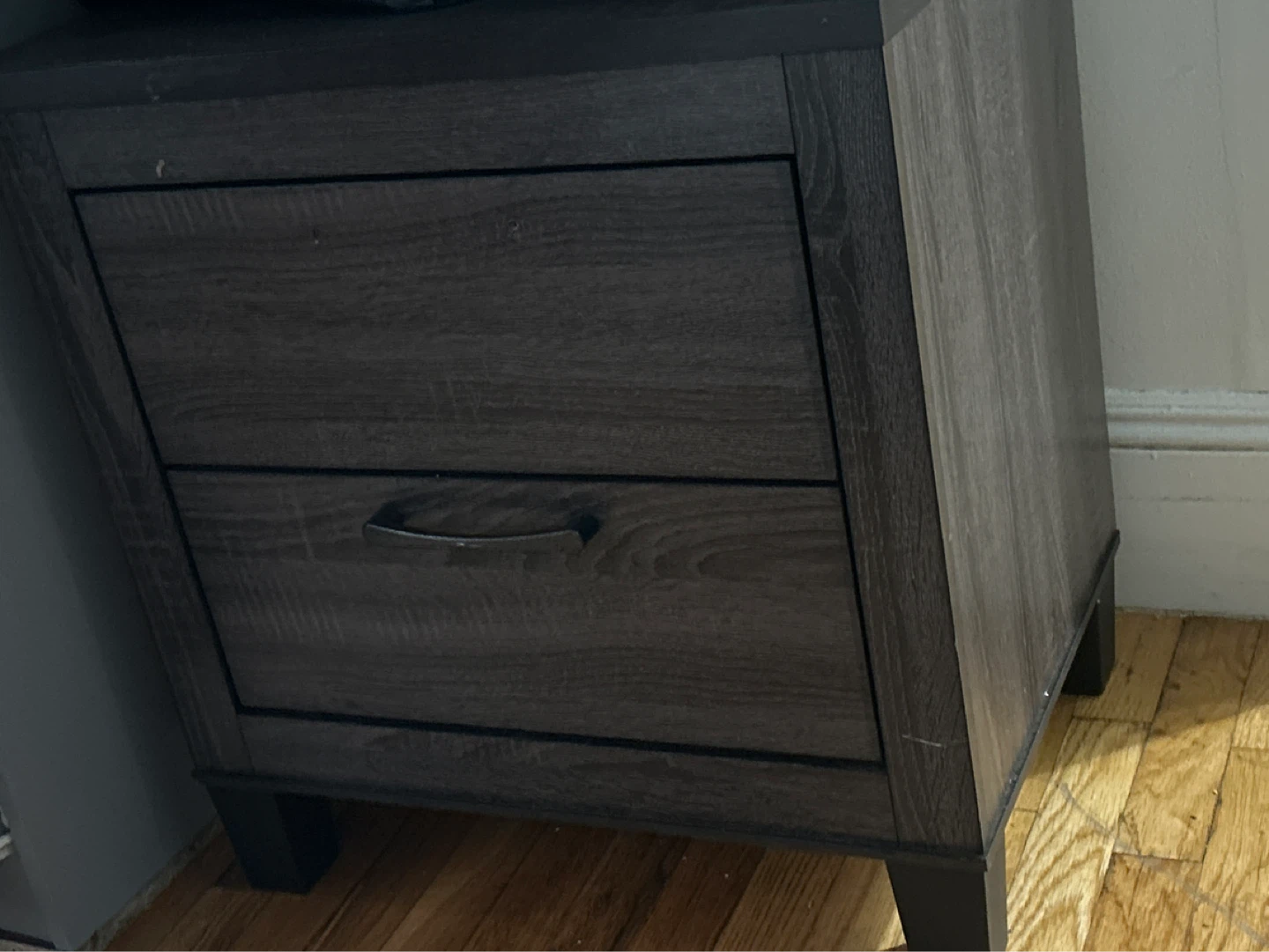 2-Drawer Nightstand
