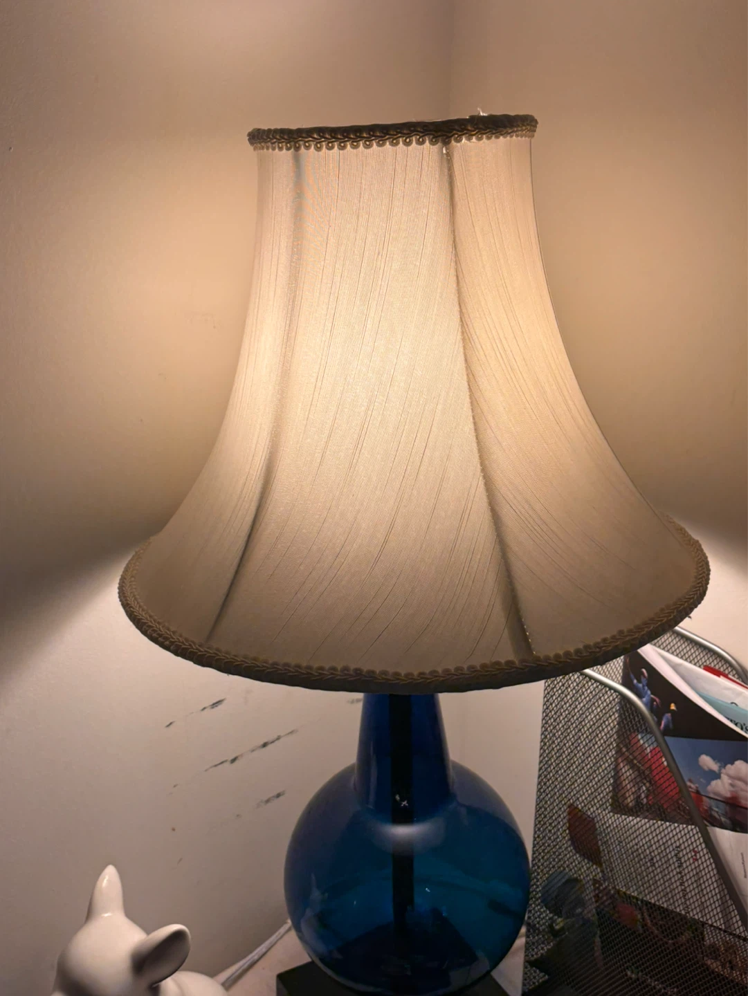 Vintage Table Lamp + free bulbs