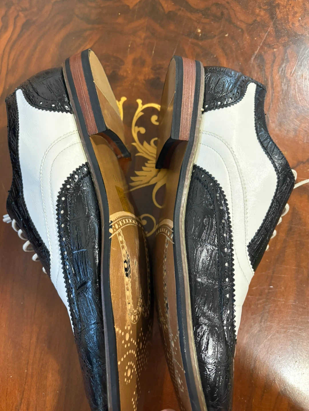 Enzo Romeo Black & White Wingtip Brogues - Size 11 - photo 4