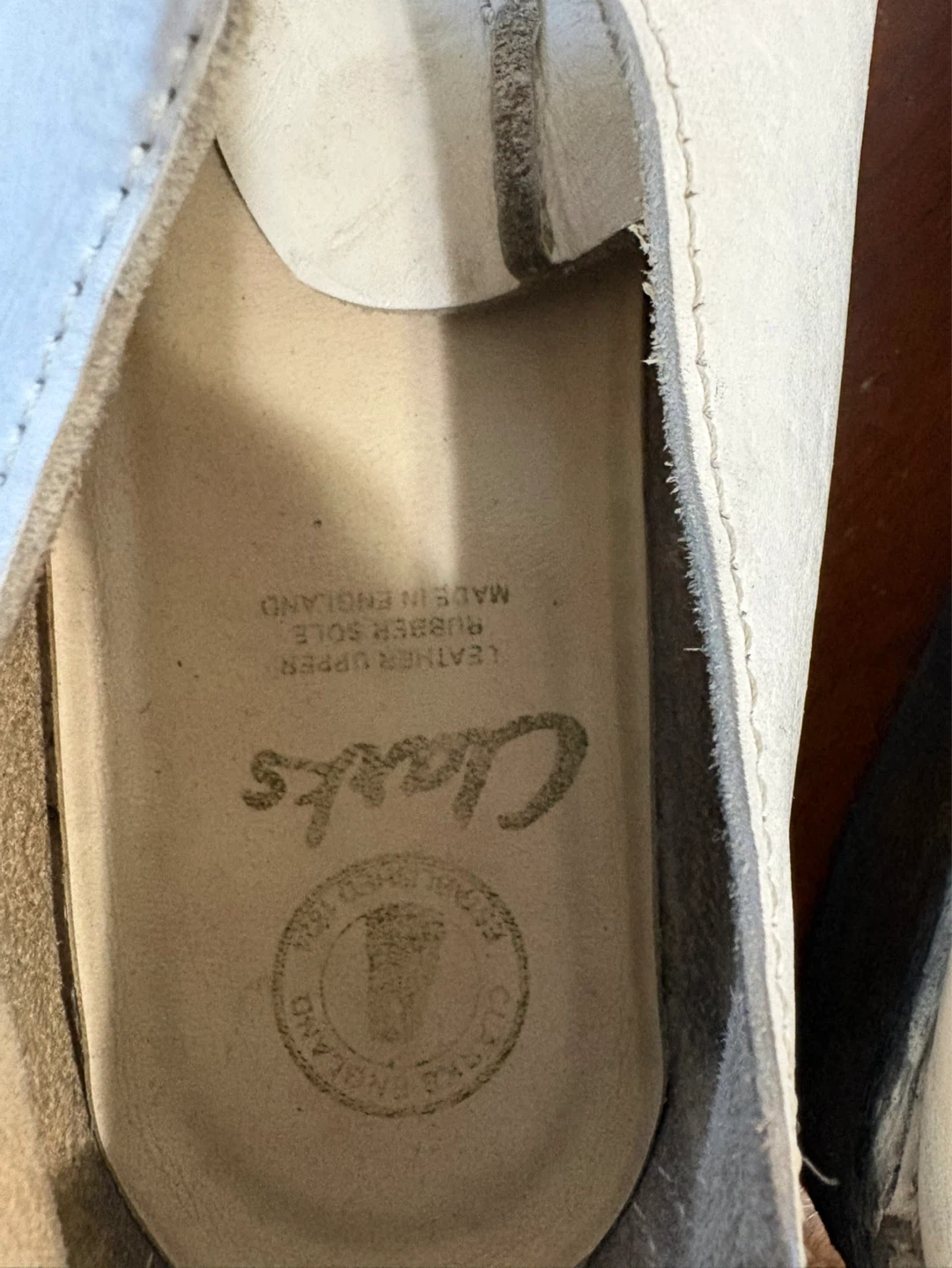 Clarks White Leather Desert Boots - photo 3