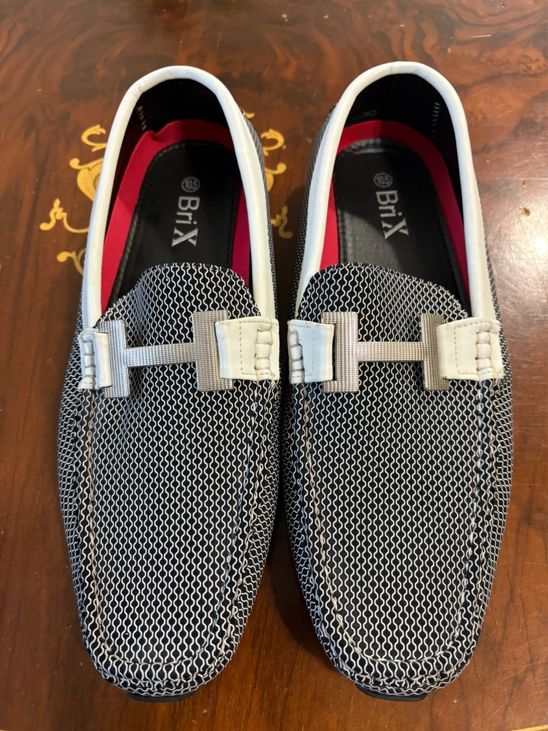 BriX Loafers Men's Size 10.5 Black White Pattern