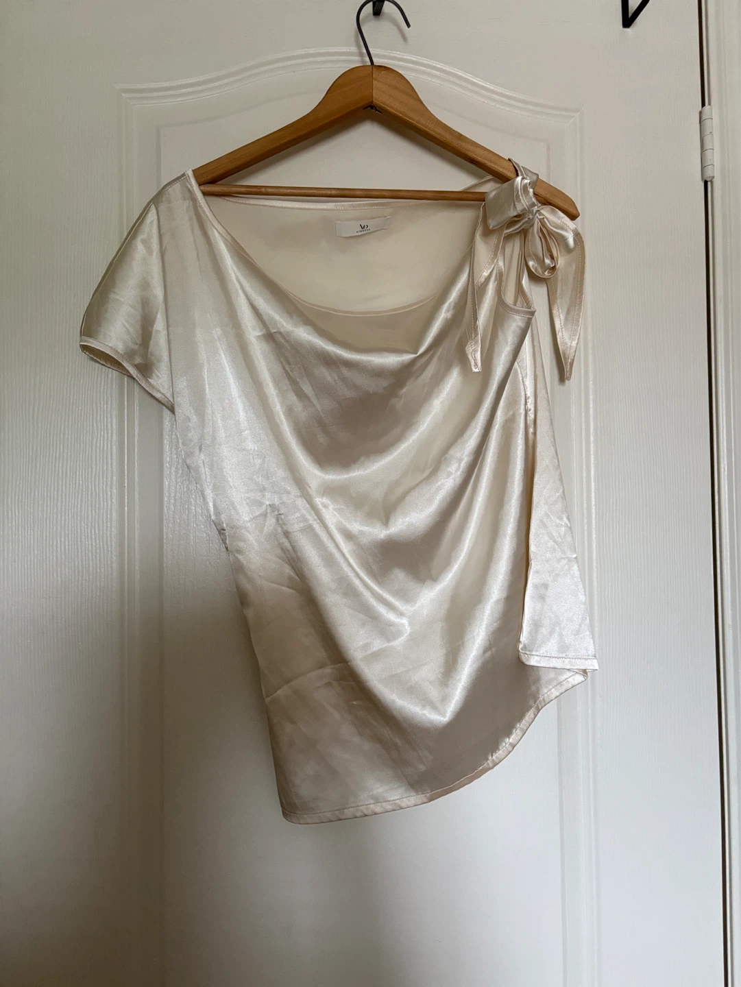 Satin Top and Zara satin trousers - photo 4