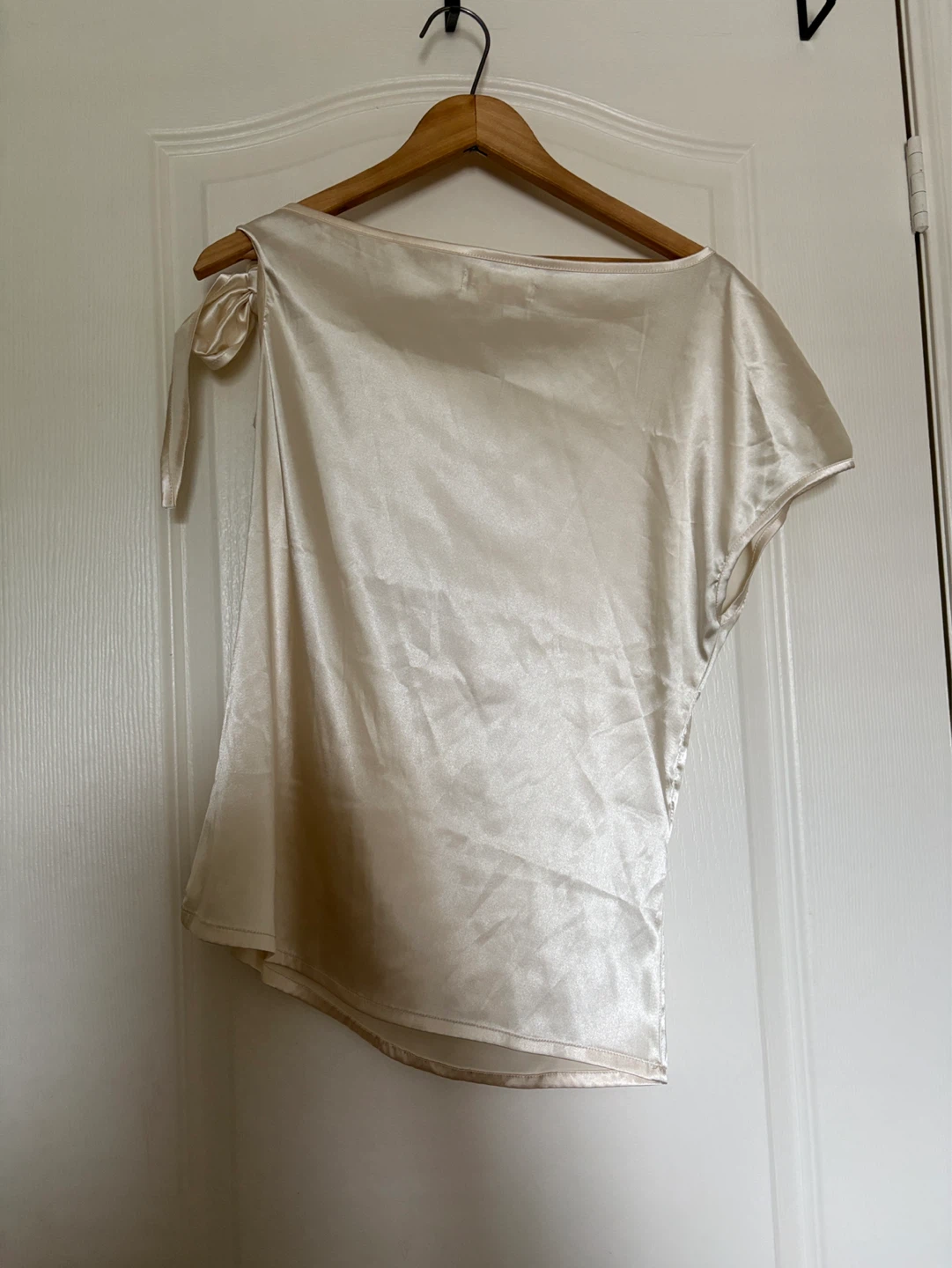 Satin Top and Zara satin trousers - photo 3