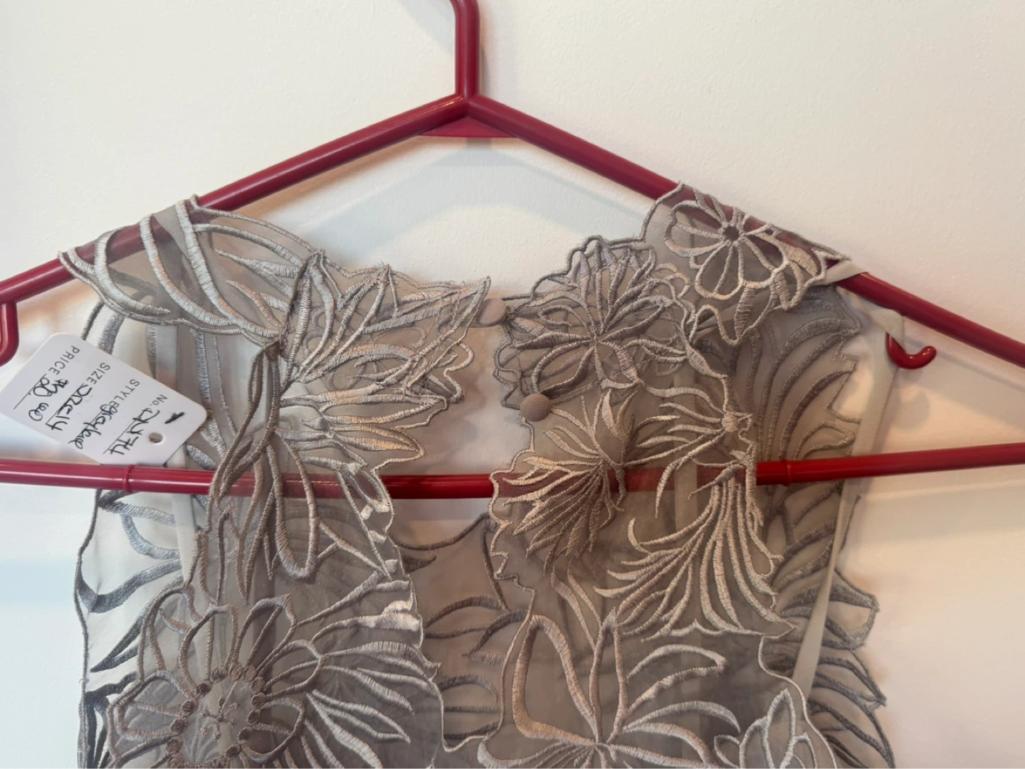 Black and Grey Embroidered Sleeveless Dress. Size 14 - photo 4