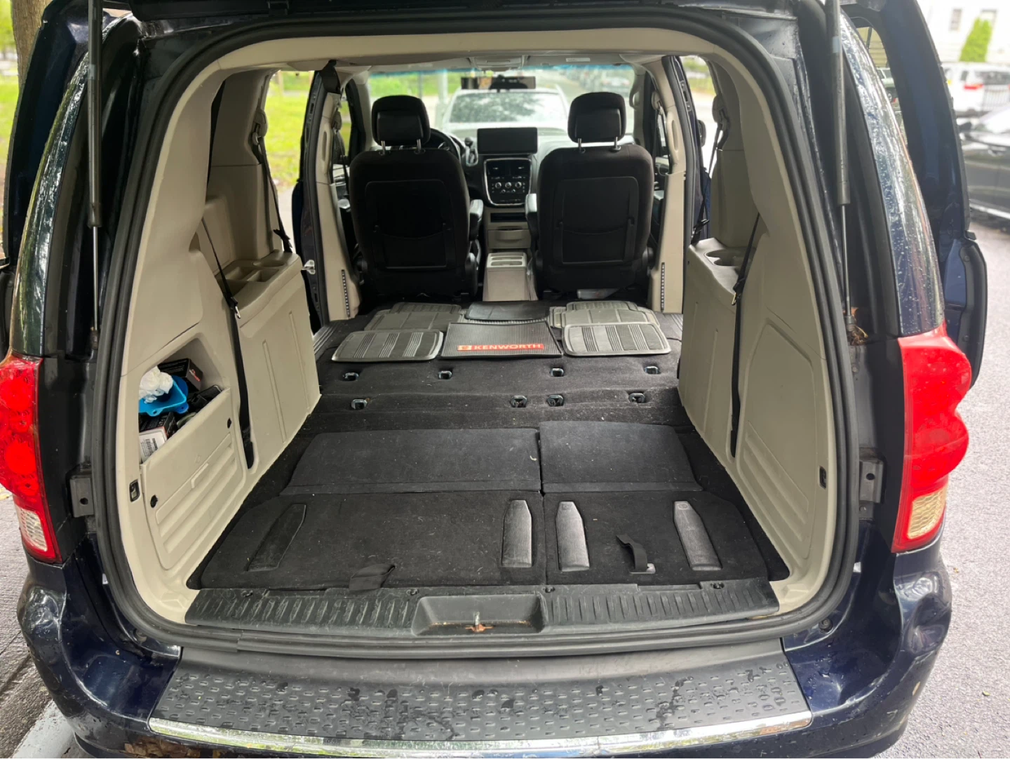 Dodge Grand Caravan - photo 4