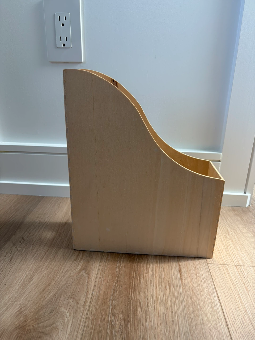 Wooden Magazine Holder - photo 3