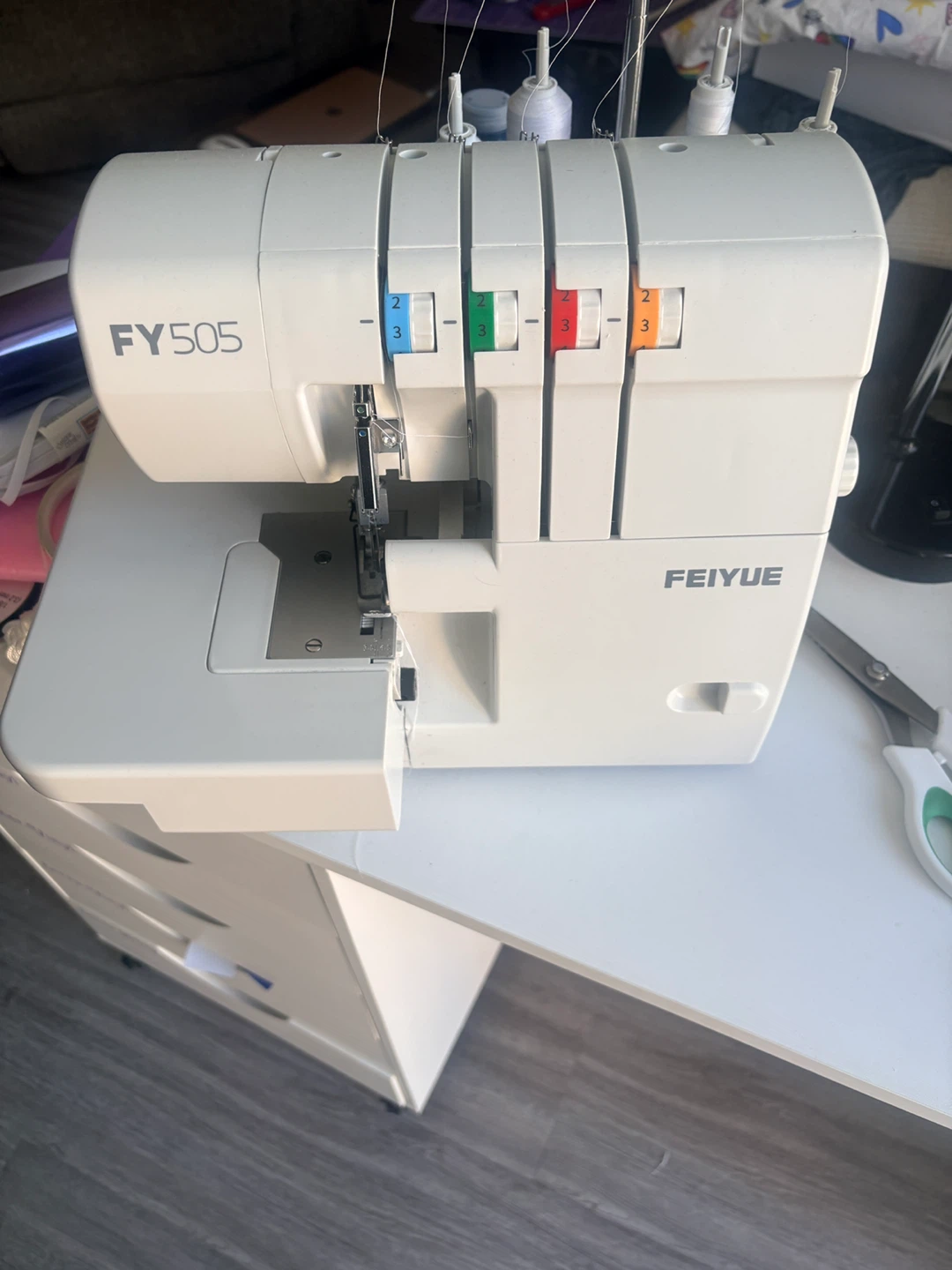Feiyue FY505 Serger Sewing Machine