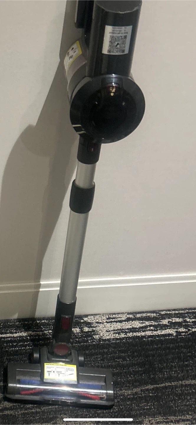 Like New Cordless Vacuum Cleaner - photo 2