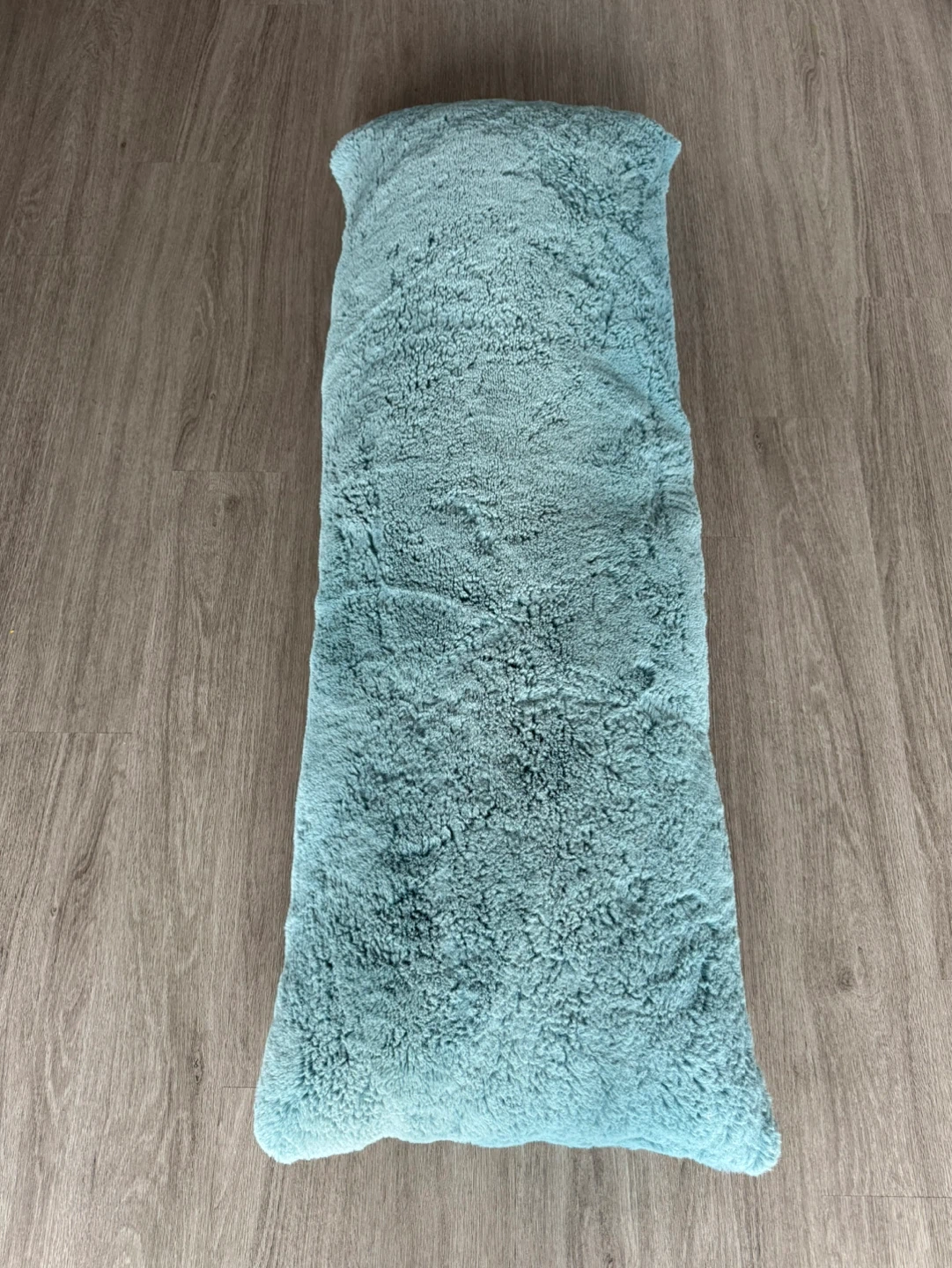 Milliard Long Pillow