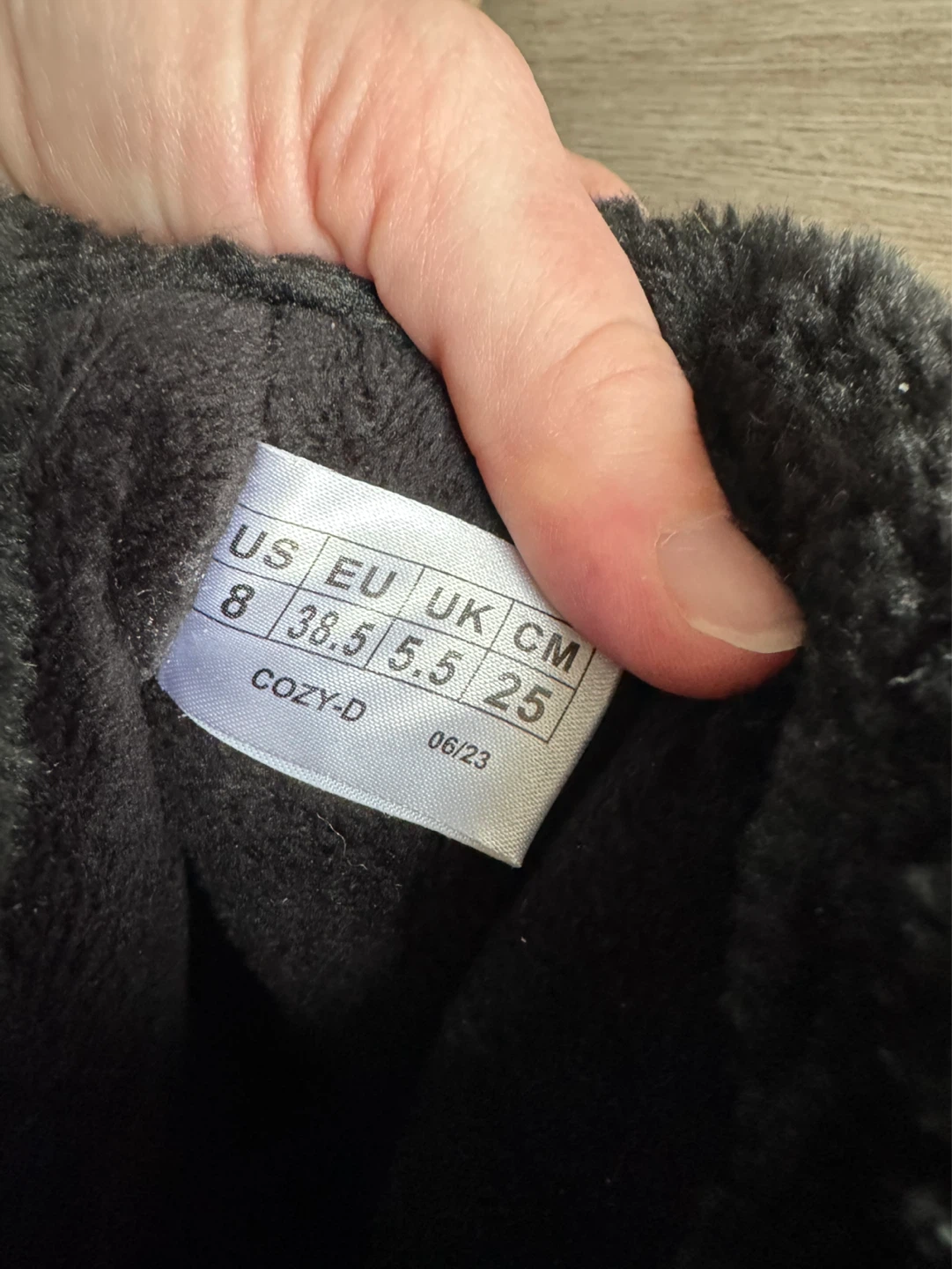 Black Cozy-D Winter Boots - US Size 8 - photo 3