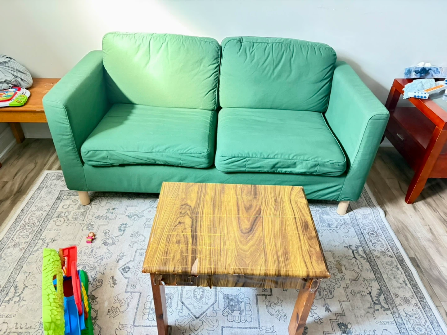 Green 2-Seater Sofa - photo 3