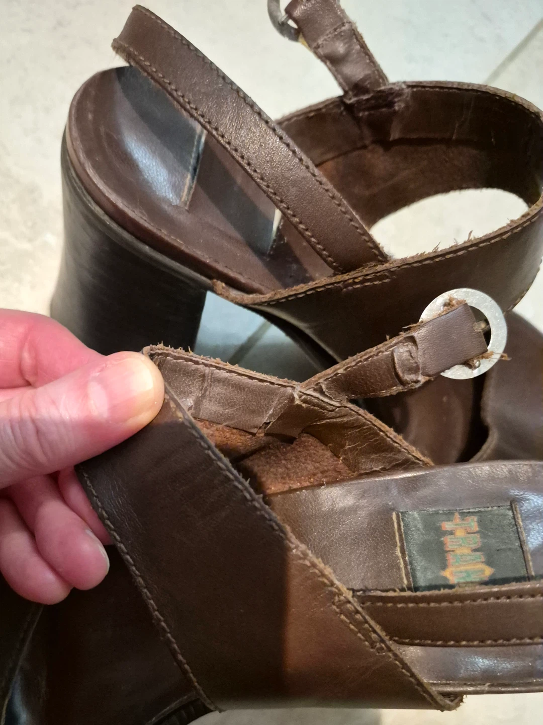 BROWN LEATHER PLATFORM SANDALS - photo 5