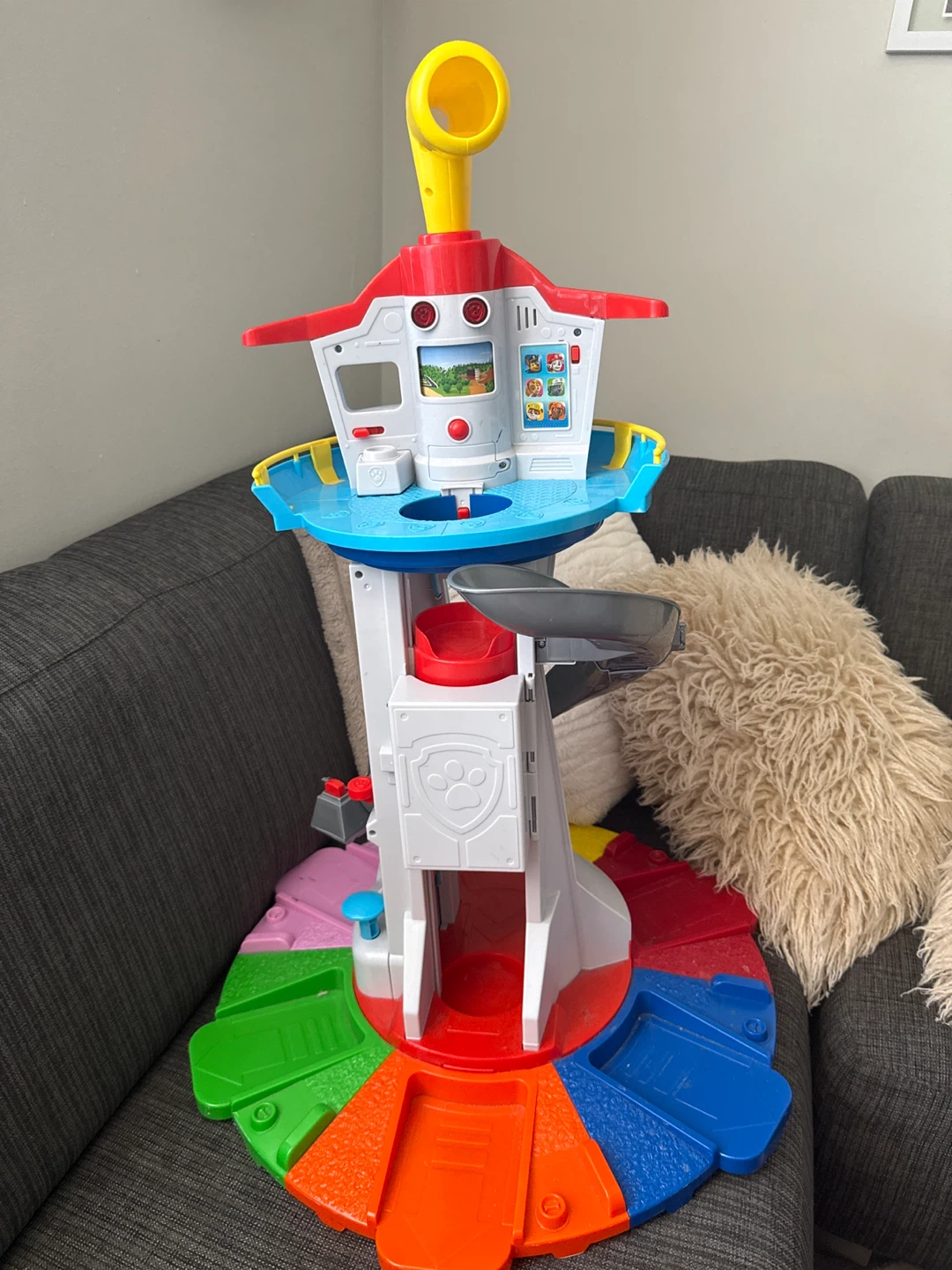 Paw Patrol Lookout Tower Playset - photo 2