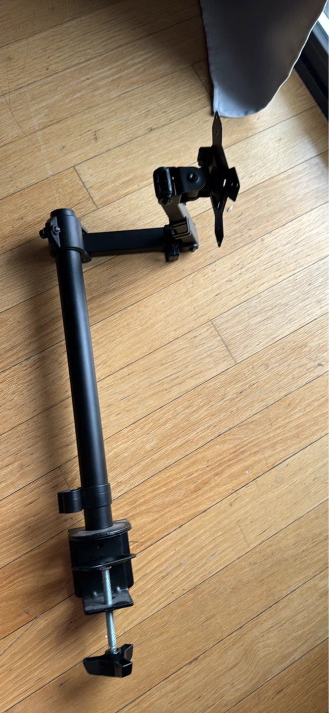 MSI Monitor and desk mount - photo 4