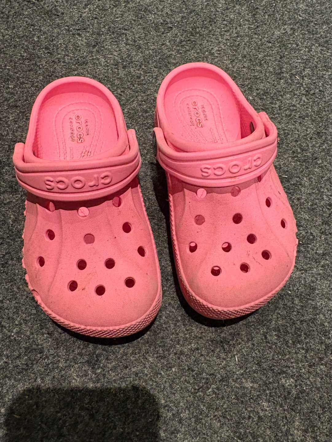 Pink Crocs Size 9 child - photo 2