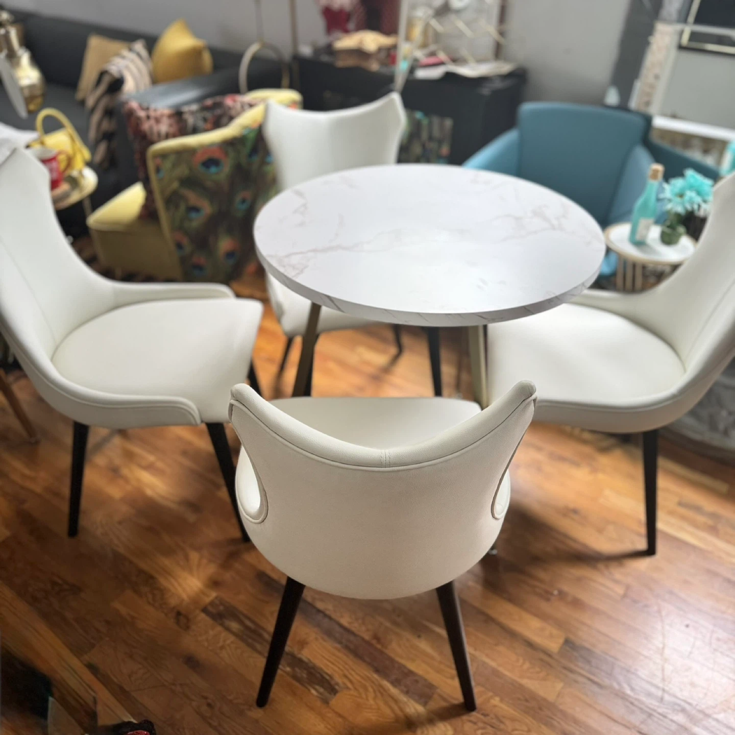 Set of 4 White Dining Chair with Black Legs