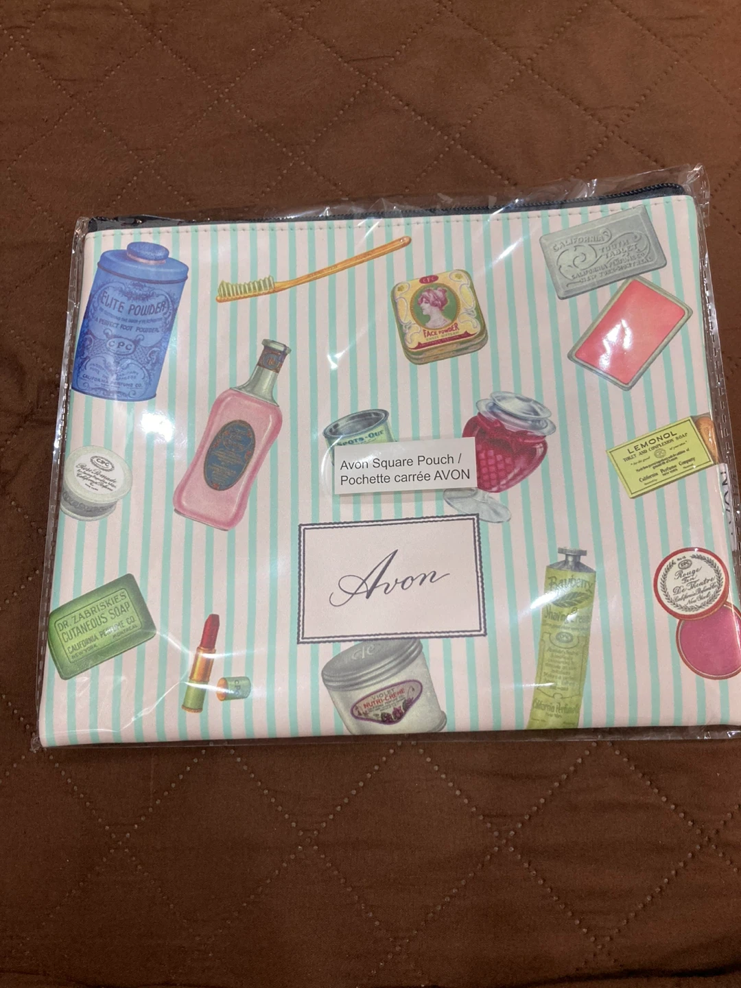 Vintage Avon Square beauty Pouch - zip closure