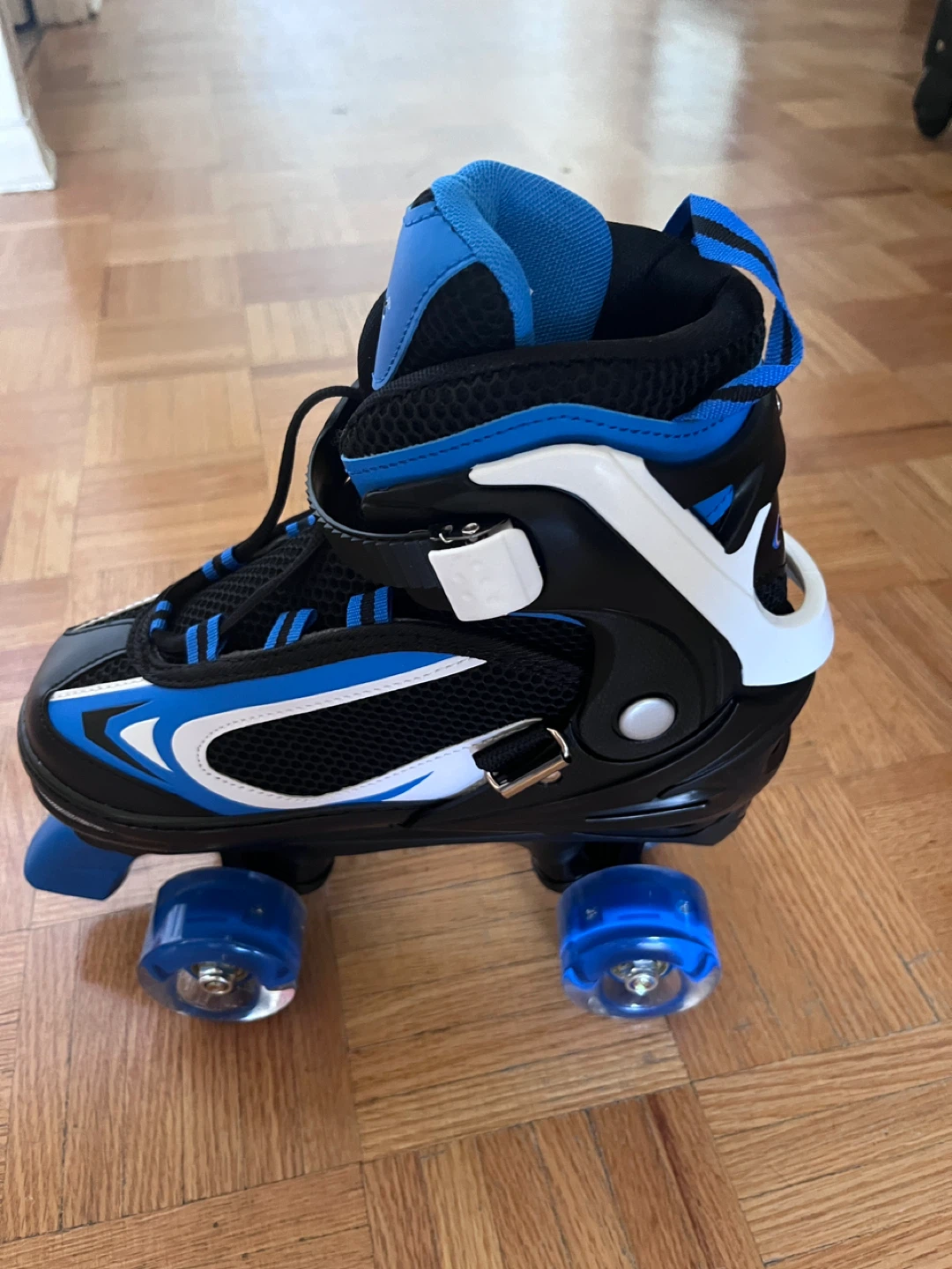 Nattork Roller Skates - Size L (US 5-8)