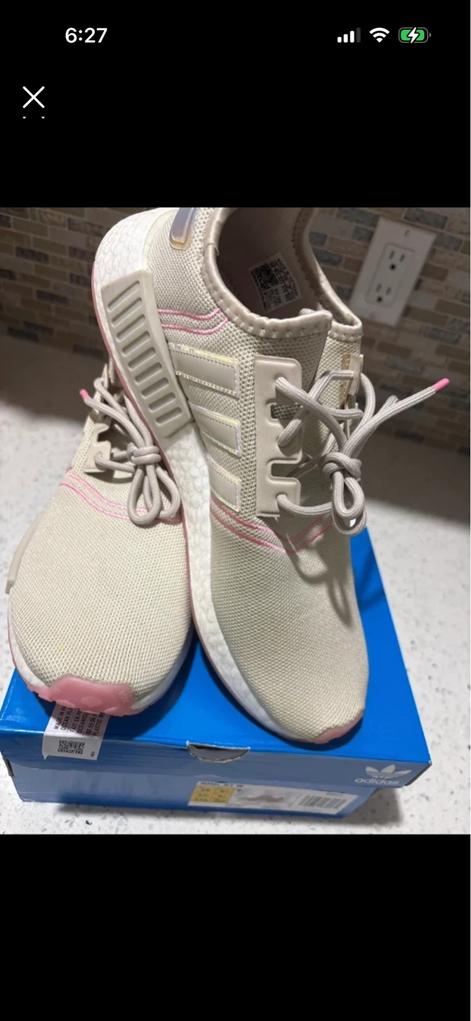 Adidas Runners NMD R1 - photo 5
