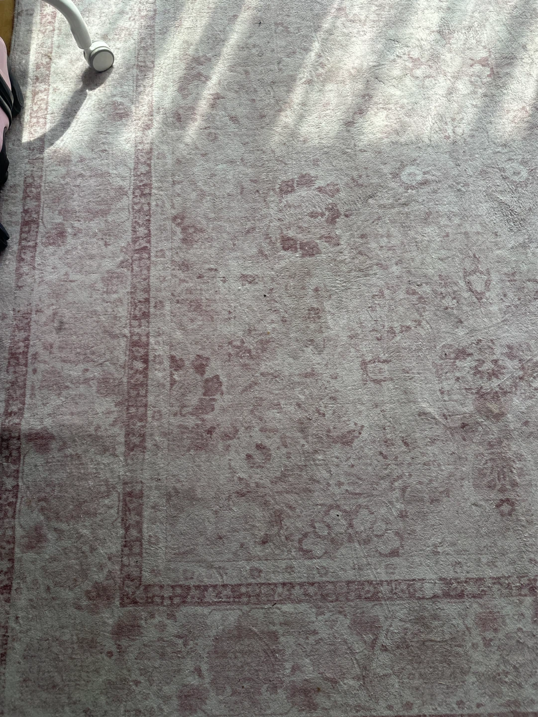 Area Rug - 7' x 5' (213cm x 152cm) - photo 3
