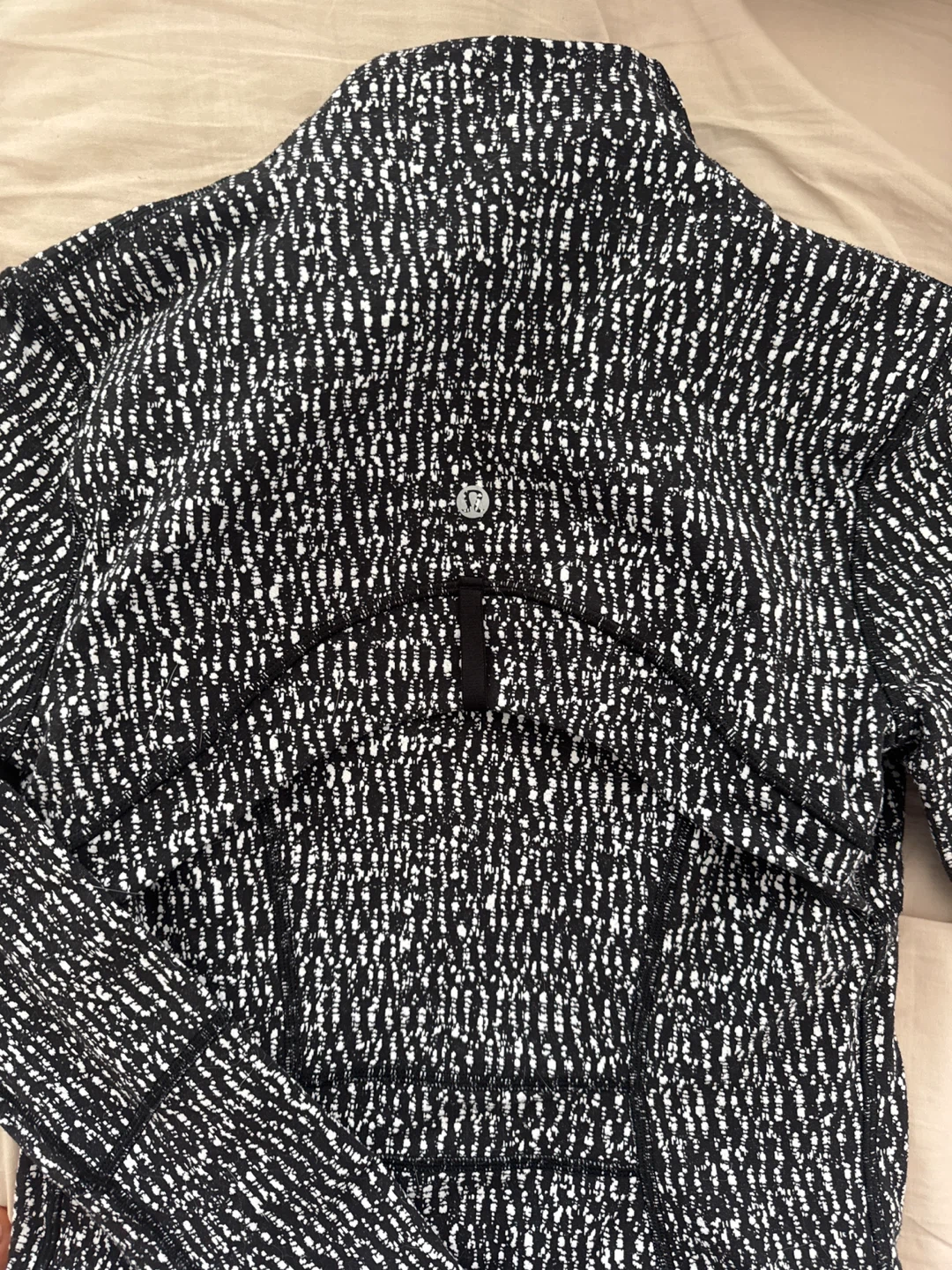New Lululemon Zip Up Size 4 - photo 4