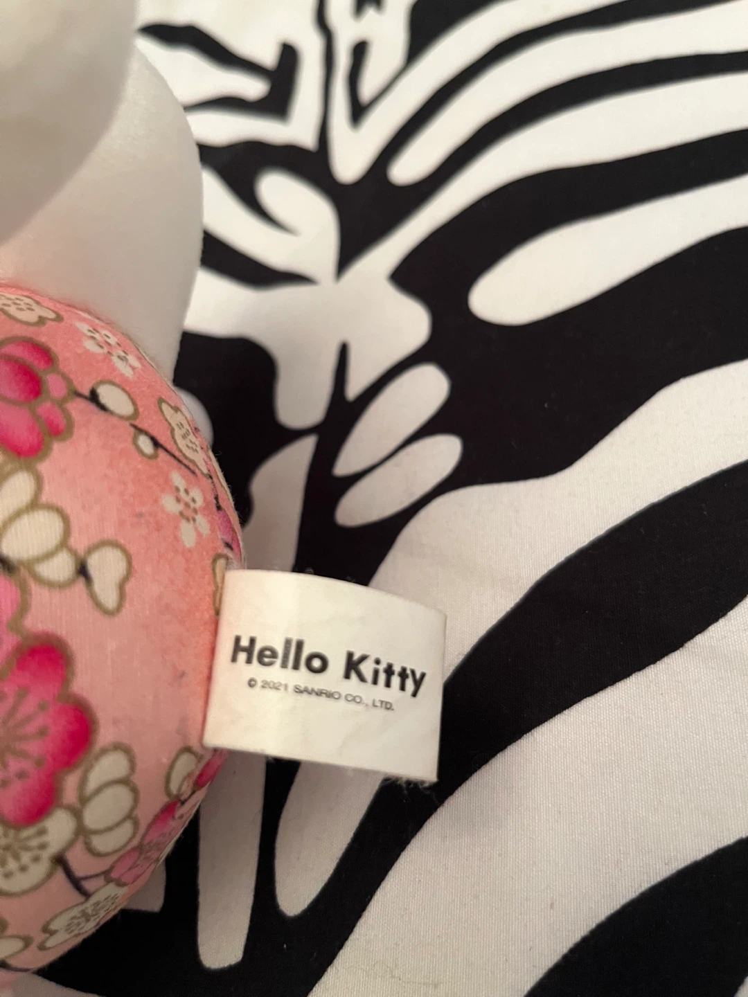 💗Sanrio Hello Kitty Stuffed Toy from the Sakura Kimono Series - photo 4