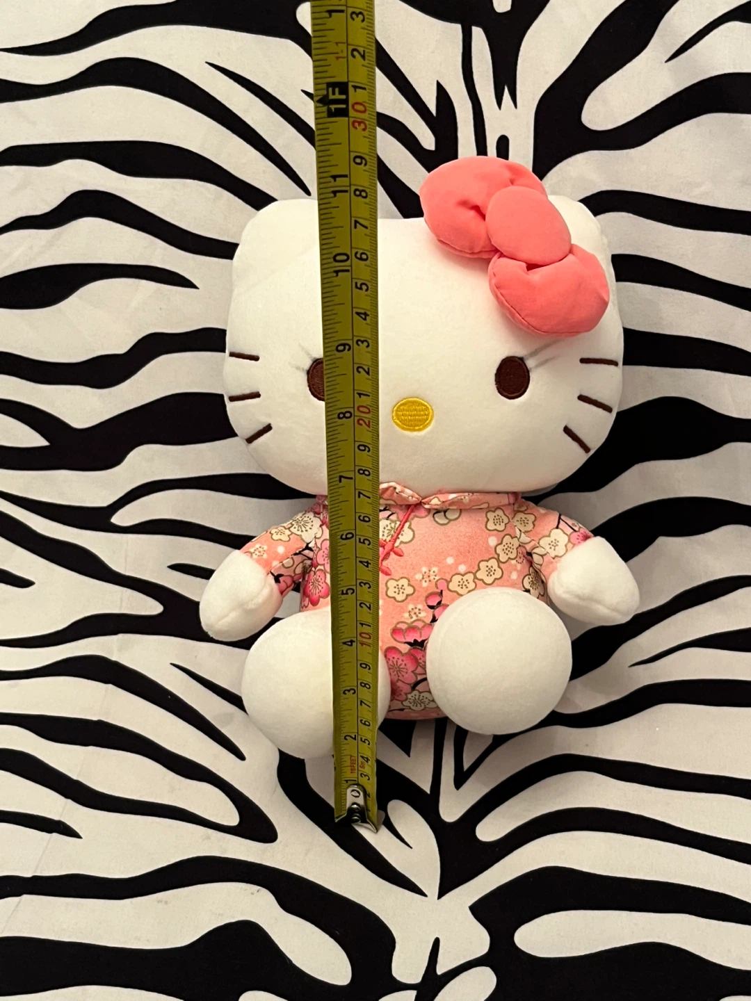 💗Sanrio Hello Kitty Stuffed Toy from the Sakura Kimono Series - photo 2