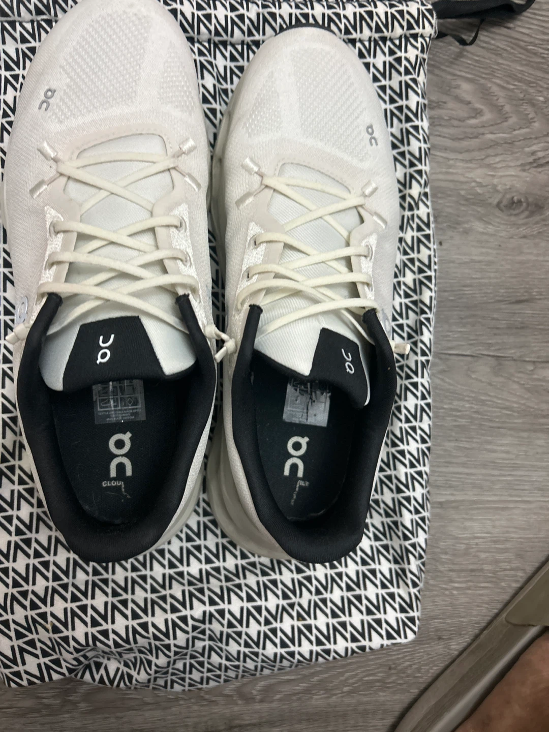 On Cloud Tilt Running Shoes 10.5 fits 10