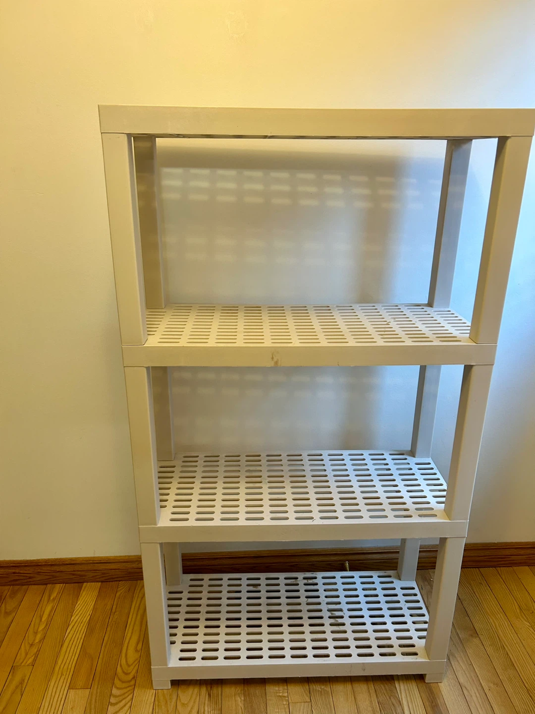 Plastic 4-Tier Shelving Unit