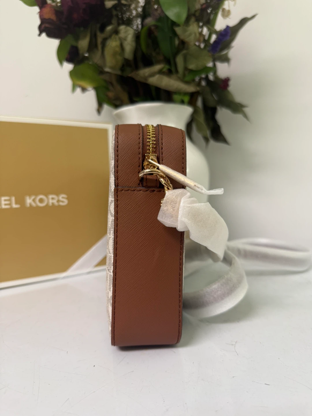 Michael Kors Camera Bag - photo 4