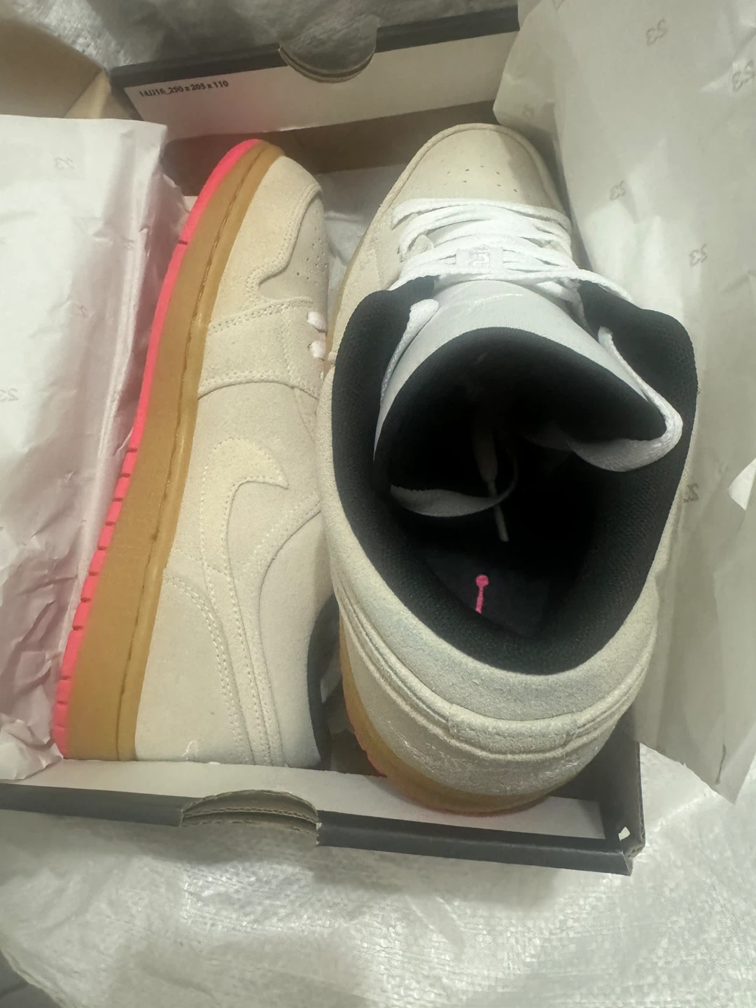 Jordan 1 Low White Gum Hyper Pink - photo 3