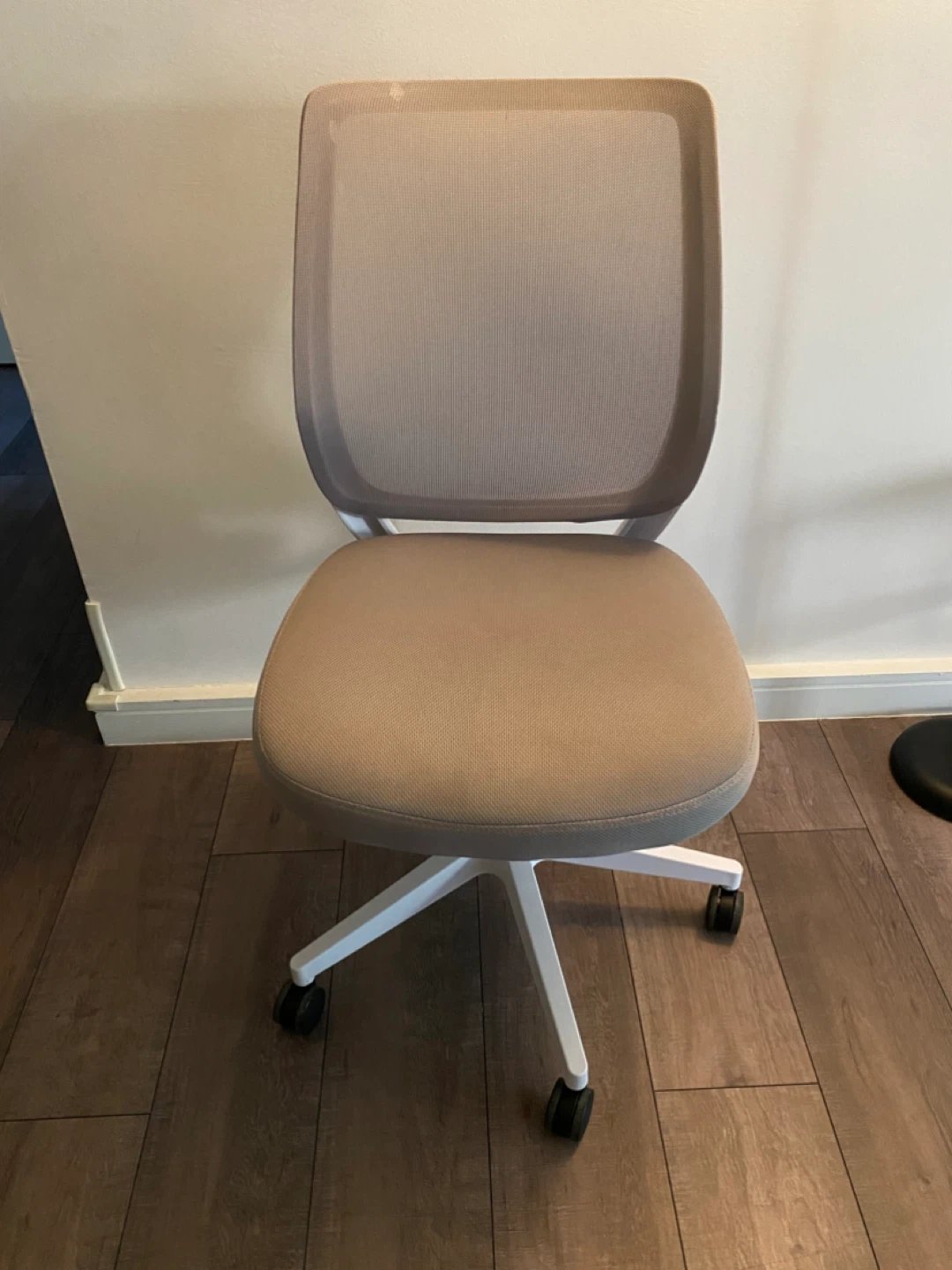 Grey Mesh Office Chair