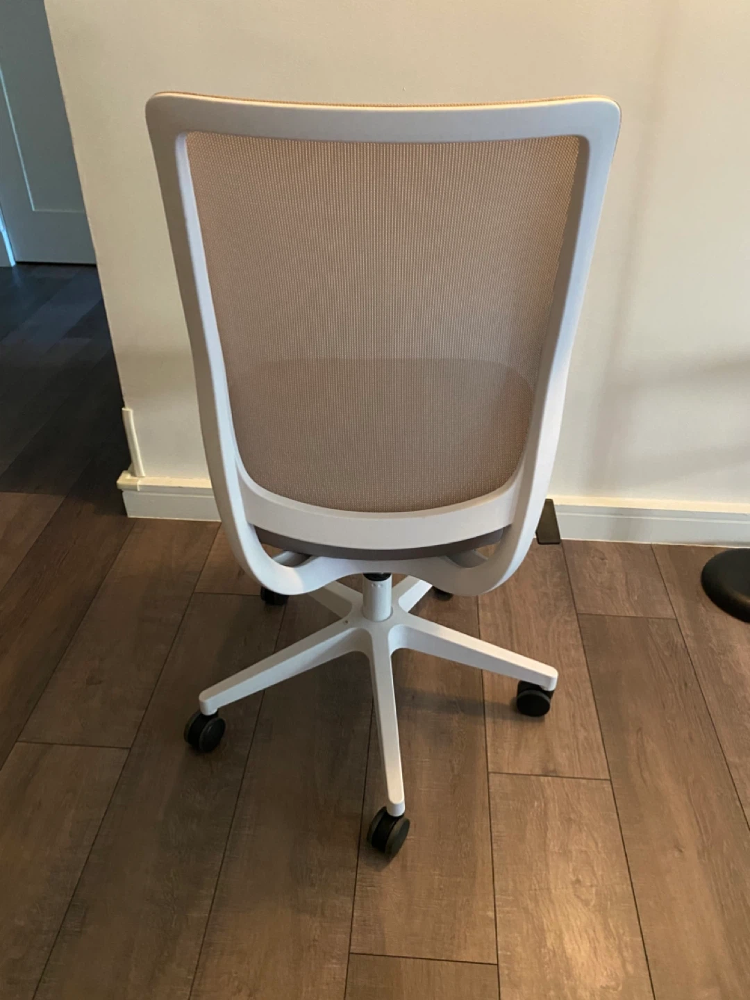 Grey Mesh Office Chair - photo 3