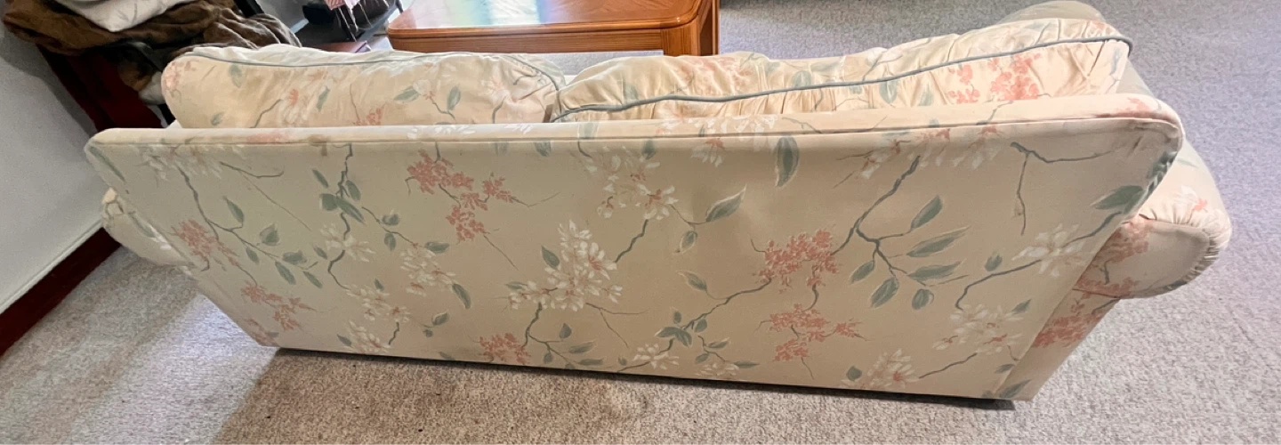 Floral Sofa - photo 4