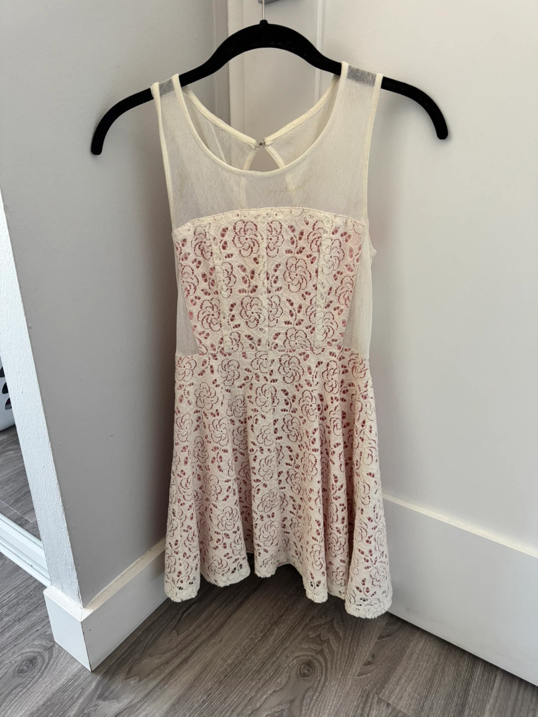Women's Lace Dress