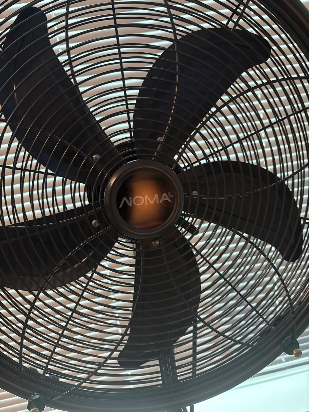 Misting Oscillating Fan - photo 2