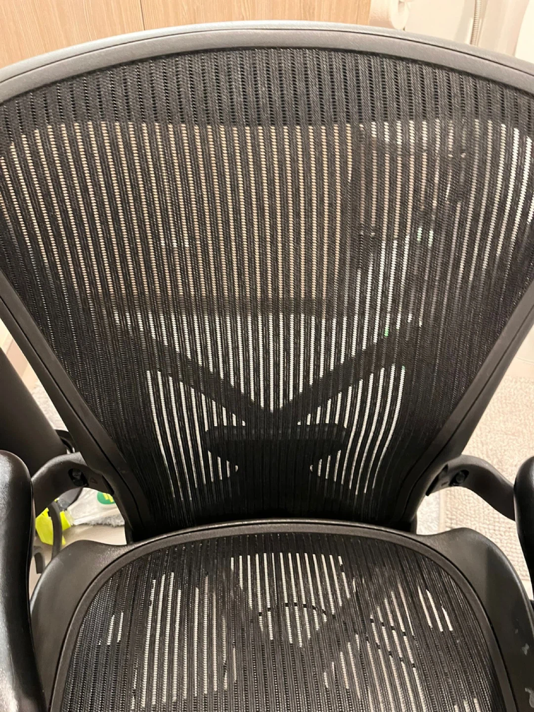 Herman Miller Aeron Chair - Size B - photo 4