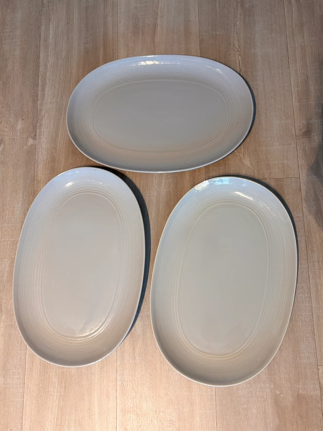 Distinctly Home stoneware : 3 Serving Platters and Bowl