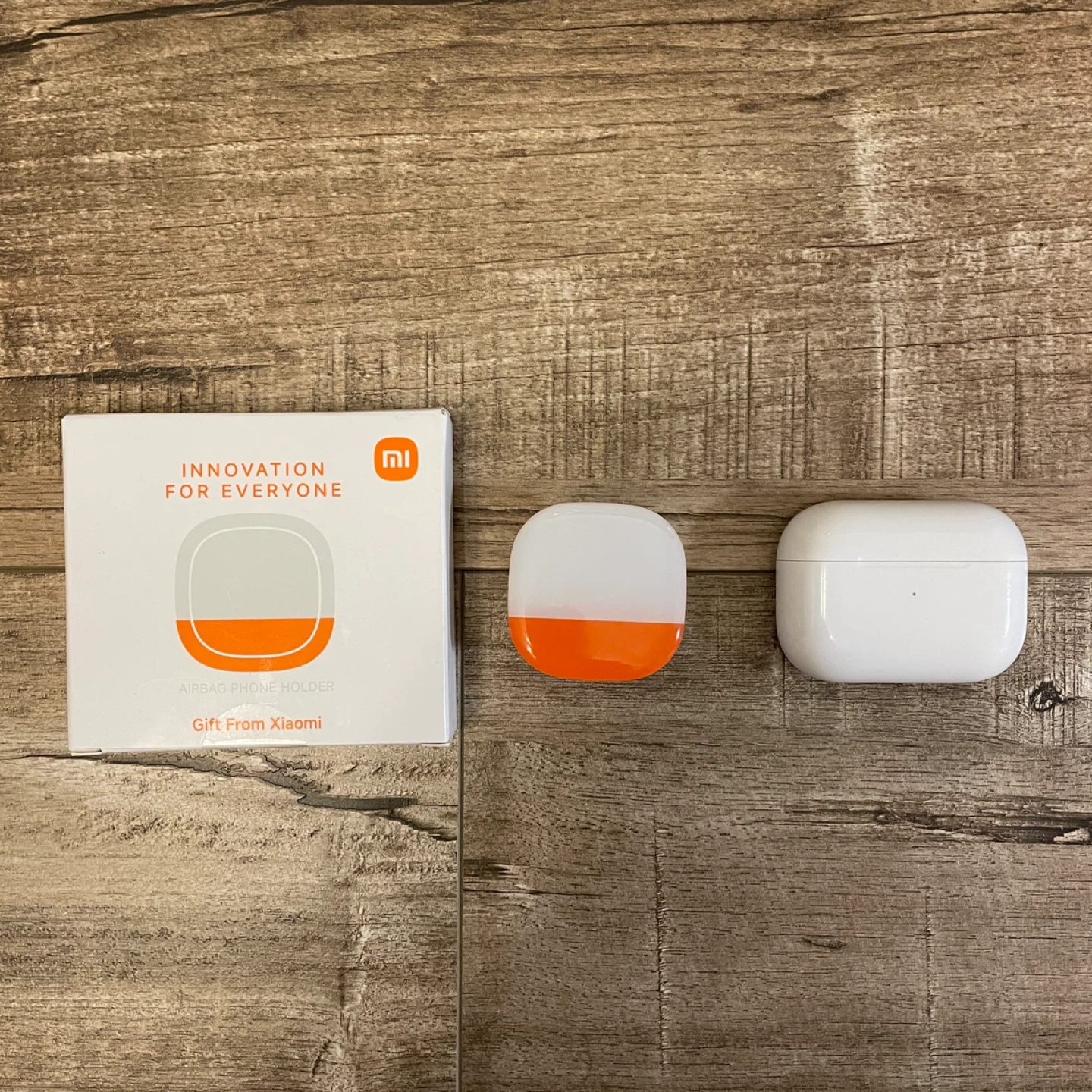 BRAND NEW 🥕 Xiaomi foldable expandable phone grip